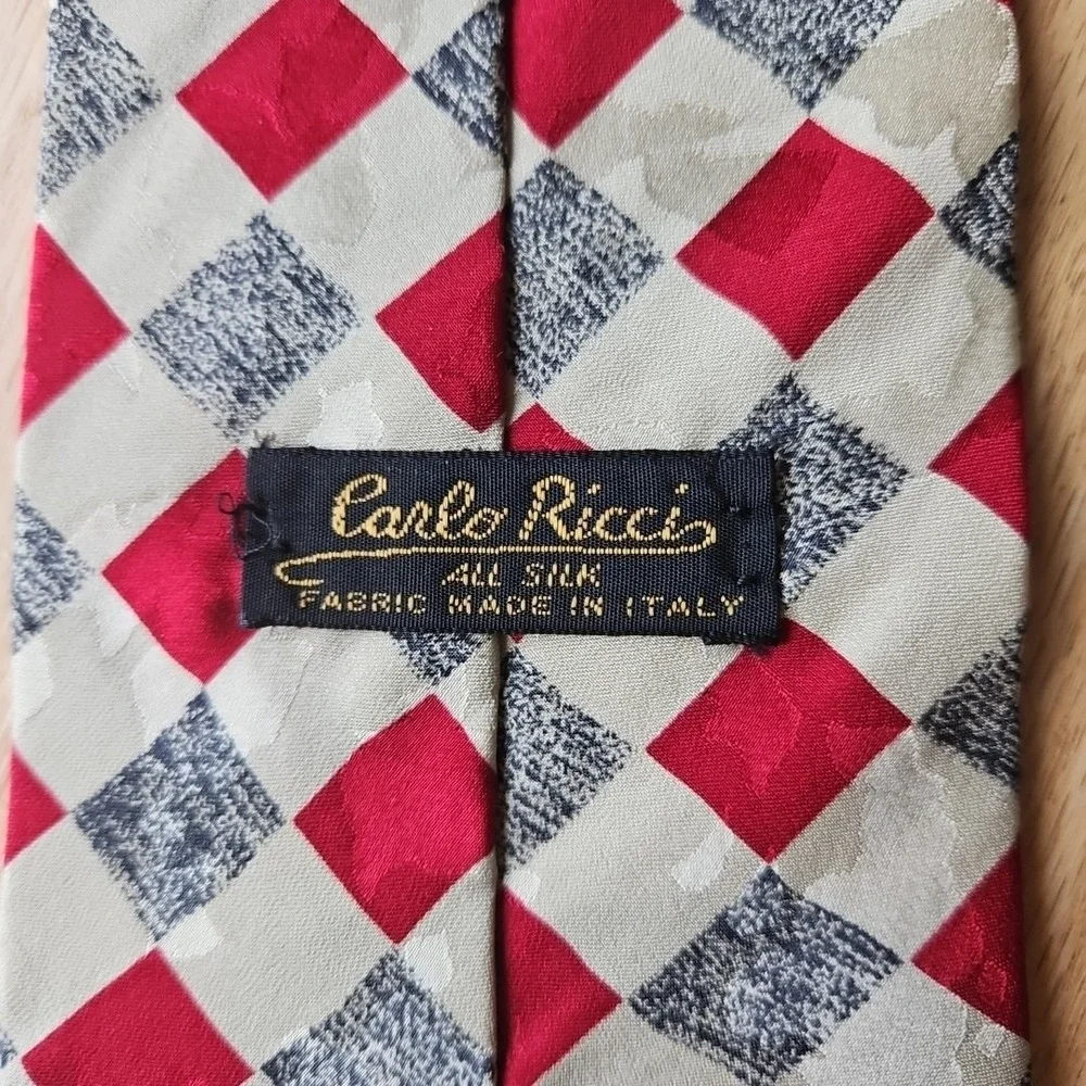 Carlo Ricci Mens Silk Tie Red Cream Grey Harlequin Diamond Pattern Made in Italy